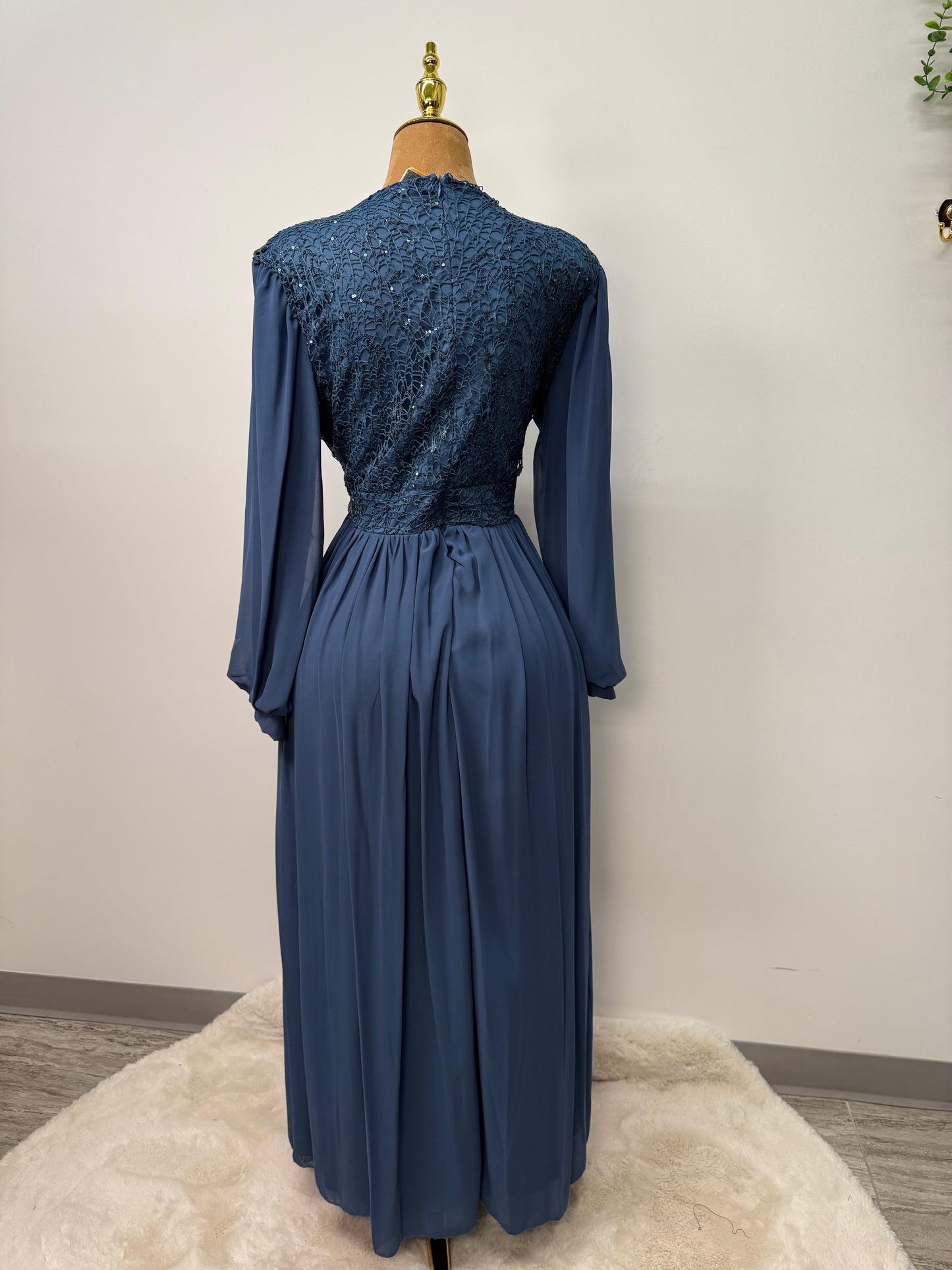 Hennin Dress