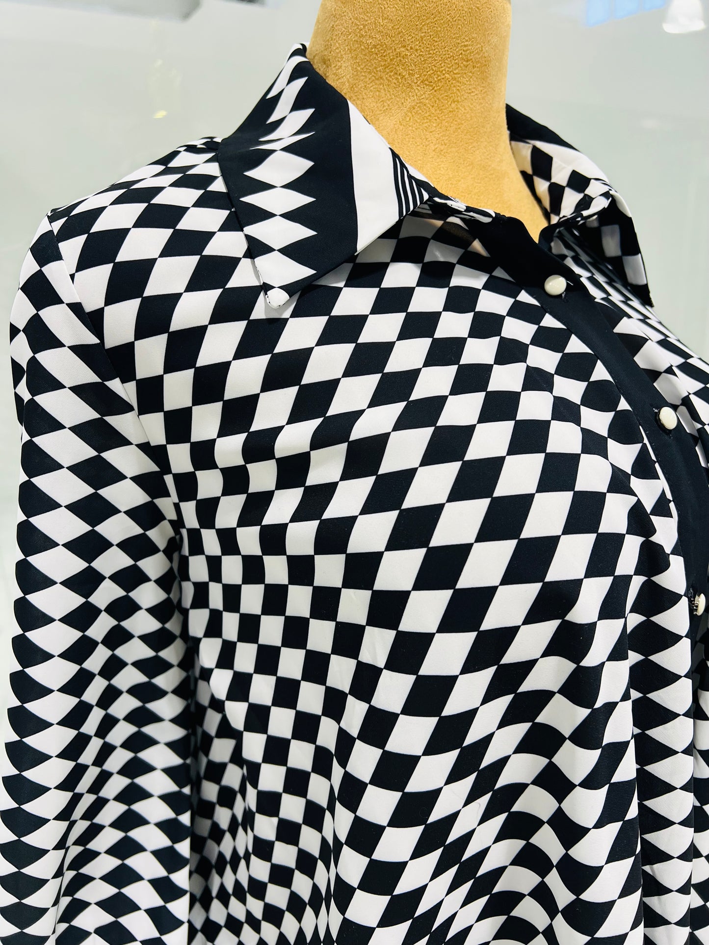Black and White Button-Down Long Top