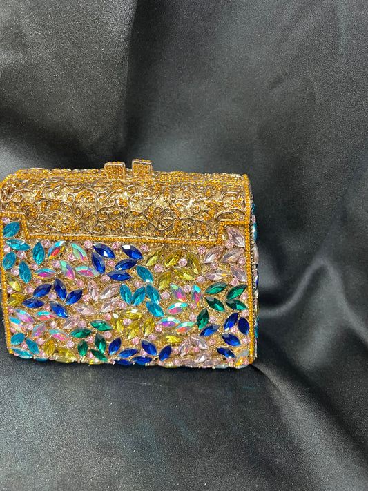 Crystal stones clutch