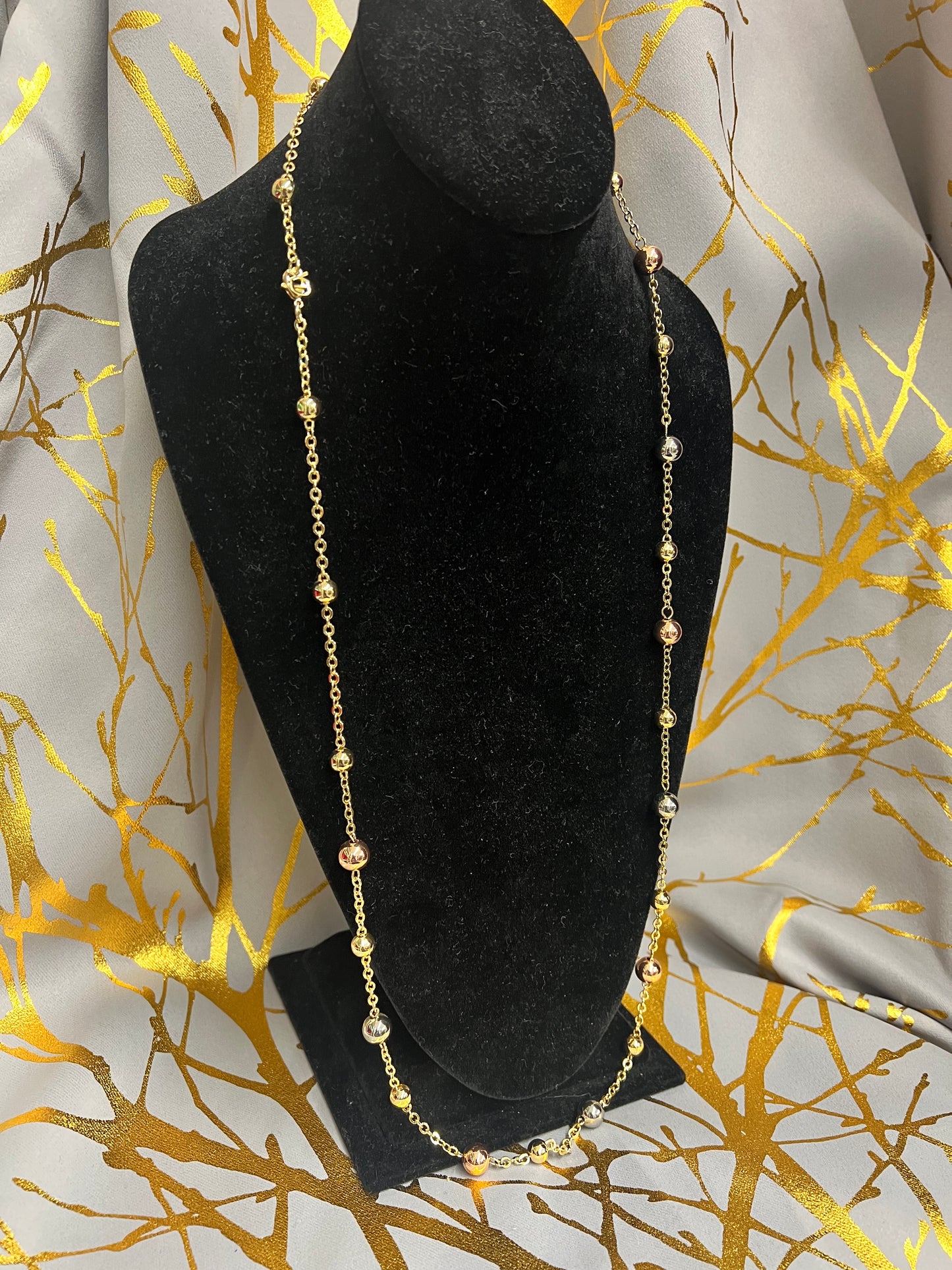 Long neck chain