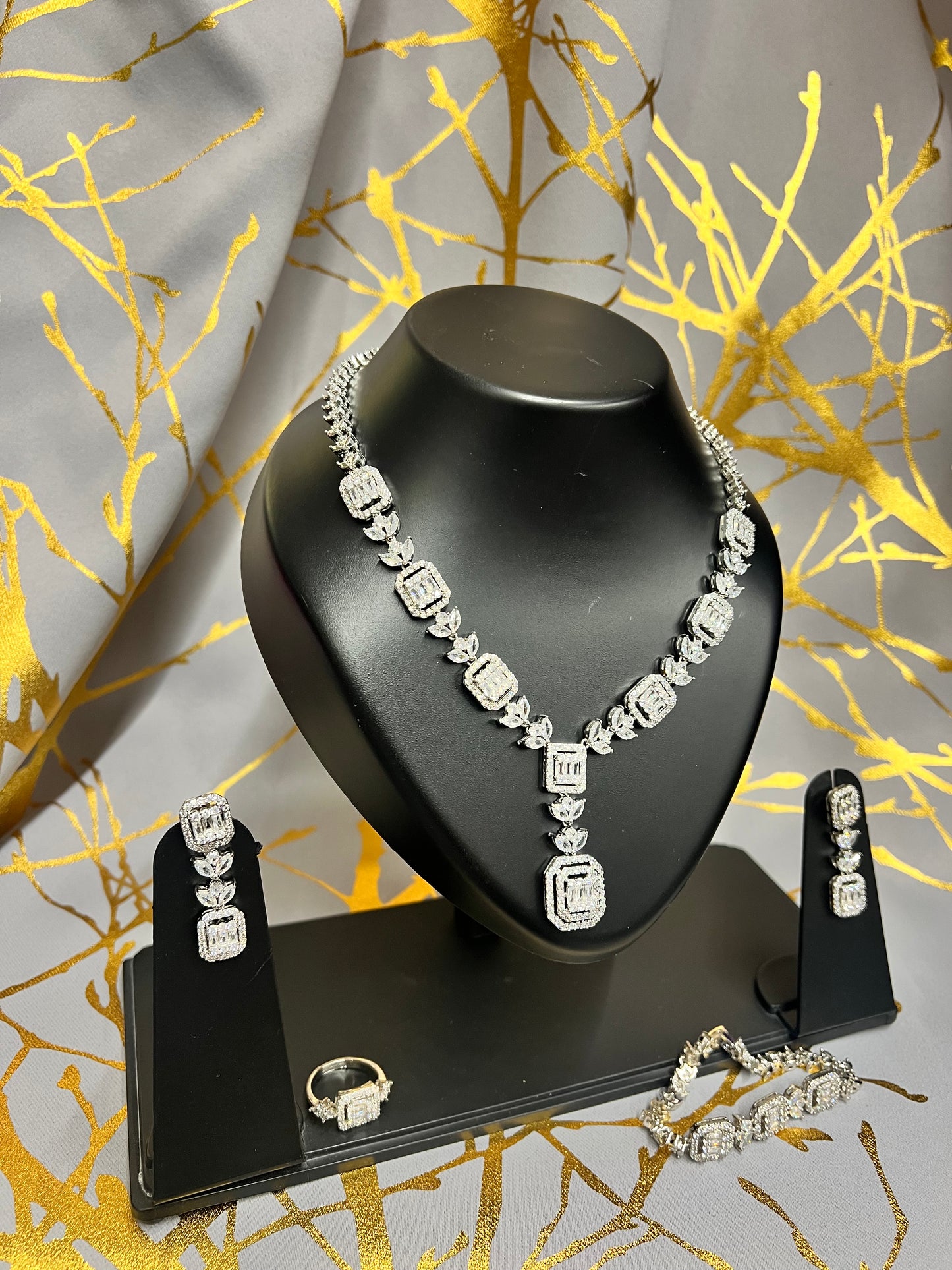 Silver zirconia Set