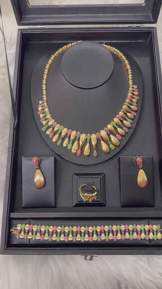 Toparad jewelry set